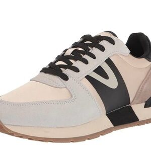Tretorn Women's Sneakers in Black and Cream Size 9.5